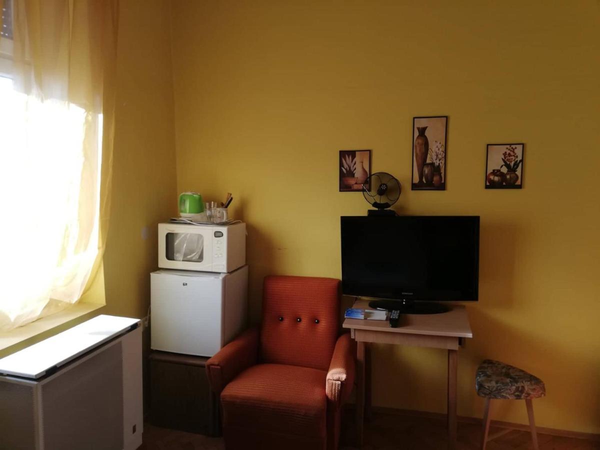 Belvarosi Minilakas 2 Fore Pécs Exterior foto